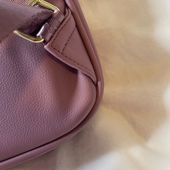 Betsey Johnson mauve with gold colored hardware, NWT - Picture 13 of 15